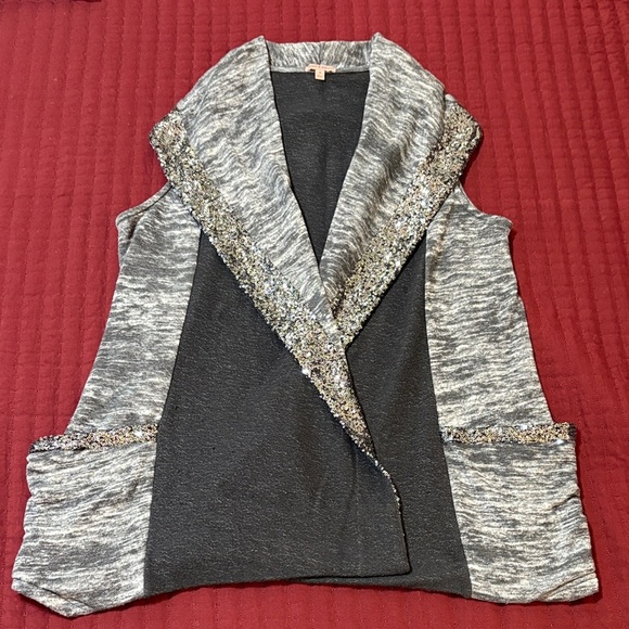 Juicy Couture Jackets & Blazers - Juicy Couture Women’s Gray and Black Vest With Silver Sequin Trim Size Small